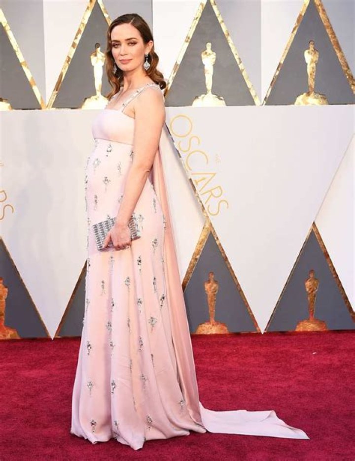 Photos Of Ciara & More – Hollywood Life