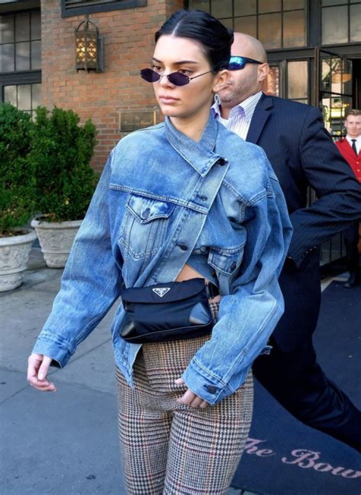 Stars On Trend With Teeny, Tiny Sunglasses For 2018: PICS