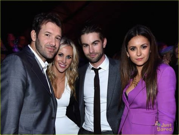 [PICS] Chace Crawford & Nina Dobrev Dating? Pair Spends Thanksgiving Together – Hollywood Life