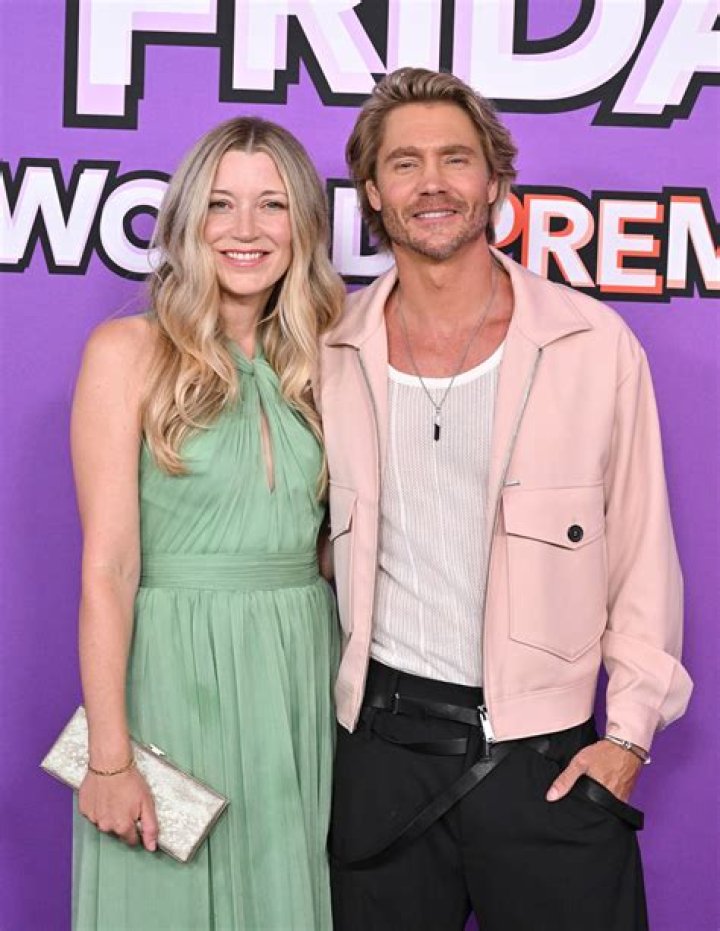 Chad Michael Murray & Sarah Roemer’s Relationship Timeline: Pics – Hollywood Life