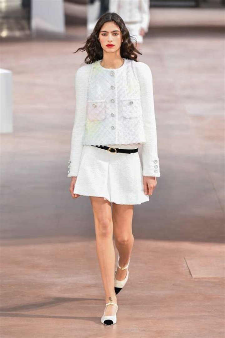 Chanel Haute Couture Spring Summer 2016 — SEE PICS