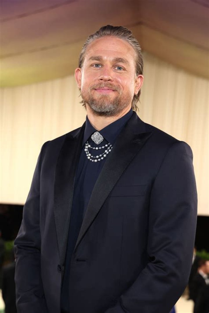 Charlie Hunnam – Hollywood Life