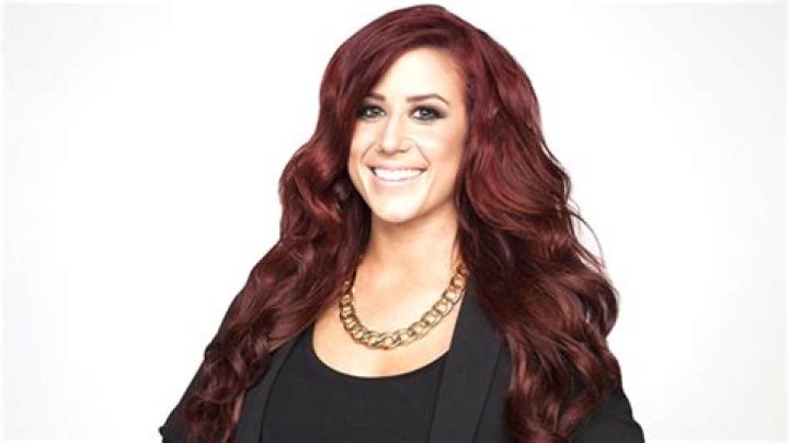 ‘Teen Mom 2’ Star Chelsea Houska Shows Off Her Bare Baby Bump While Relaxing In Faux Fur Robe — Watch