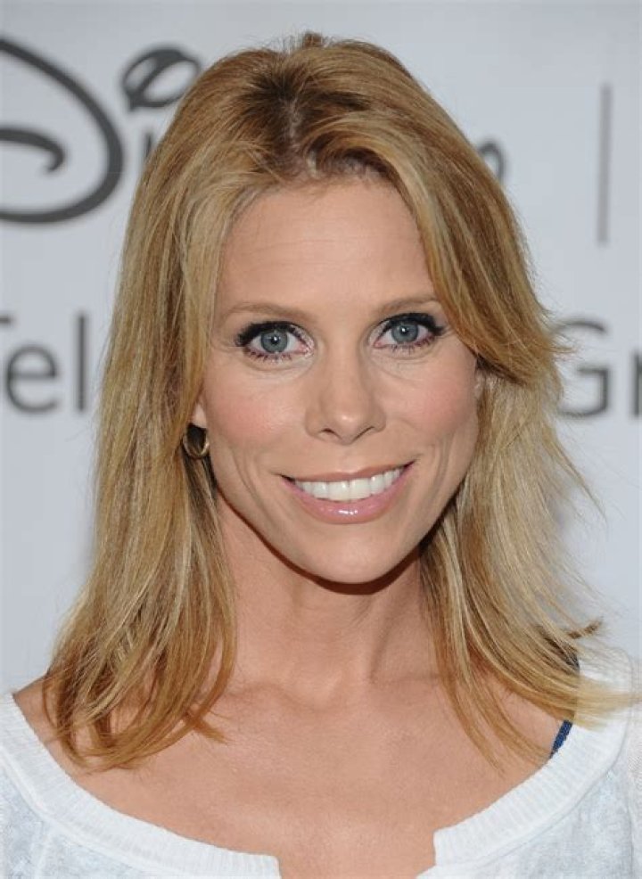 Cheryl Hines – Hollywood Life