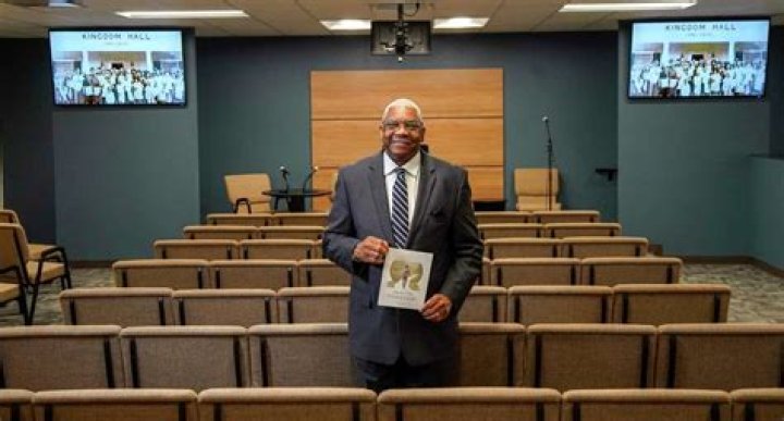 Jehovah Witness Refuses Surgery & Dr. Rhodes Isn’t Happy – Hollywood Life