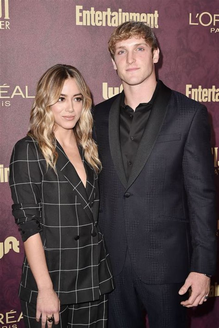 Are Chloe Bennet & Logan Paul Dating?– See Tweet – Hollywood Life