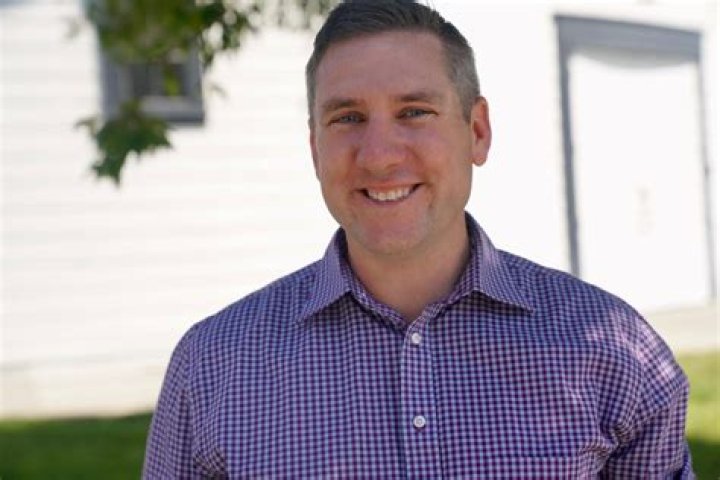 Chris Rogers – Hollywood Life