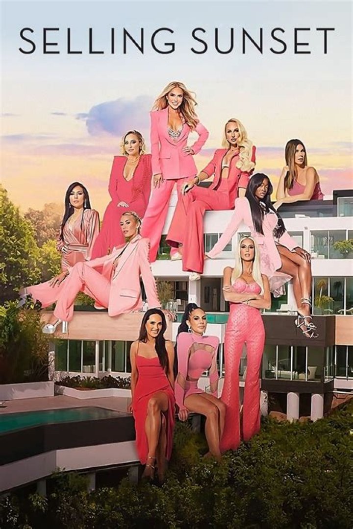 Christine Quinn Reportedly Not Returning To ‘Selling Sunset’ Seasons 6, 7 – Hollywood Life