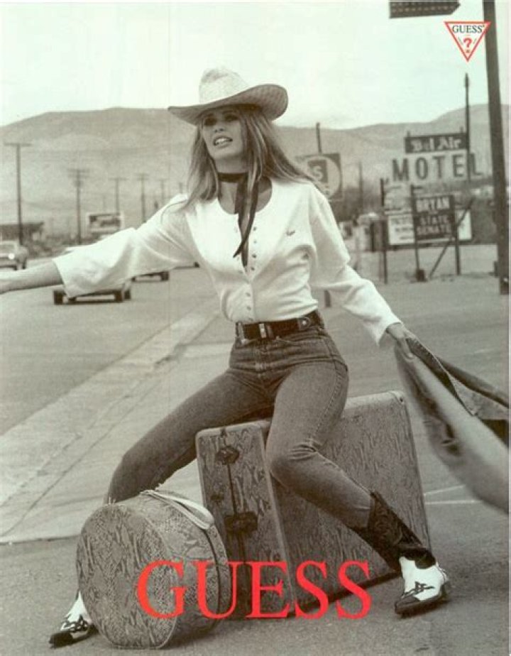 [PICS] Guess’ 30th Anniversary Campaign Stars Veteran Model Claudia Schiffer – Hollywood Life