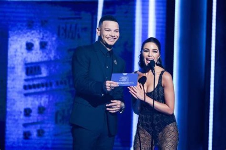 Best Moments — CMA Awards Highlights – Hollywood Life