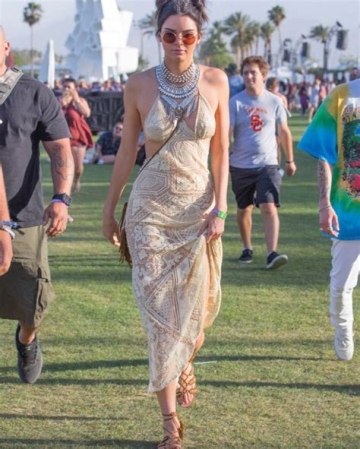 Who Are These Bands & What Days Are They Playing? – Hollywood Life