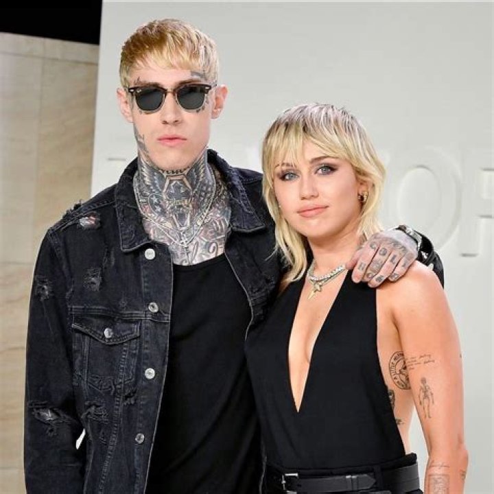 Cody Simpson Goes On A Juice Date With Mystery Woman 1 Mo. After Miley Cyrus Split