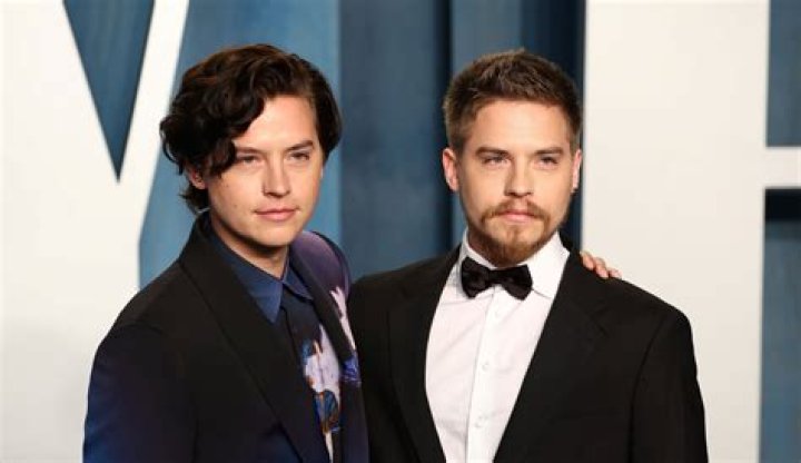 Cole Sprouse – Hollywood Life