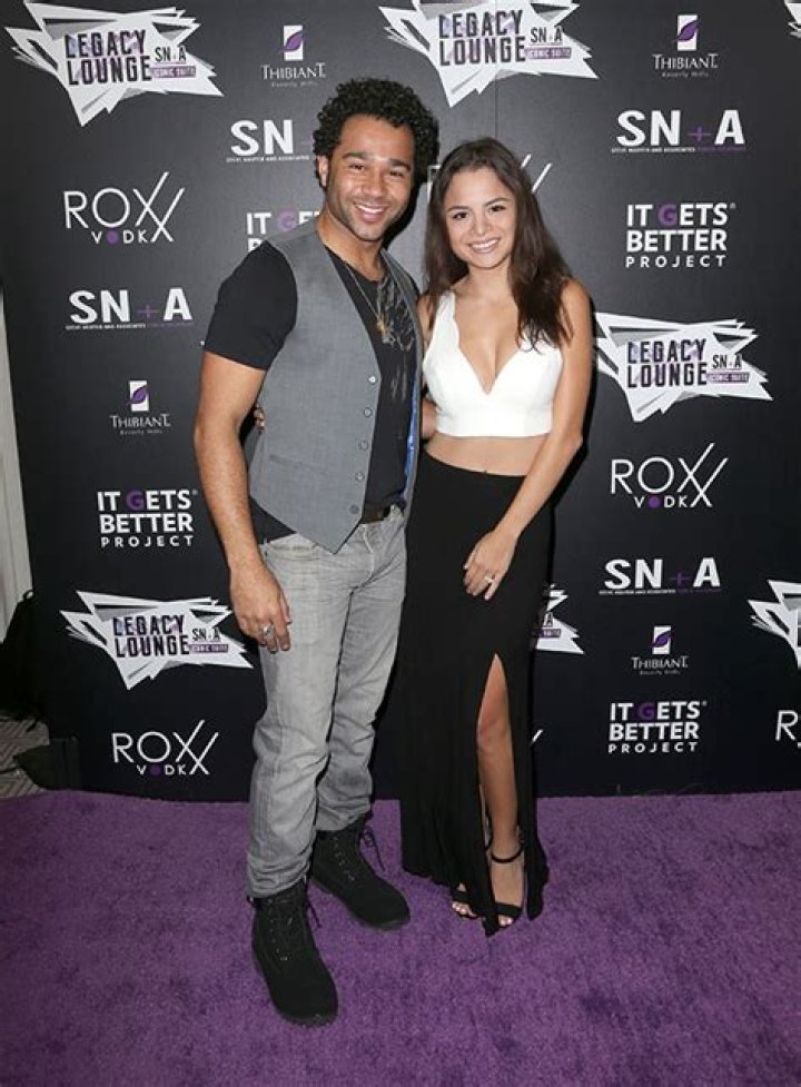 Corbin Bleu & Sasha Clements — Pics