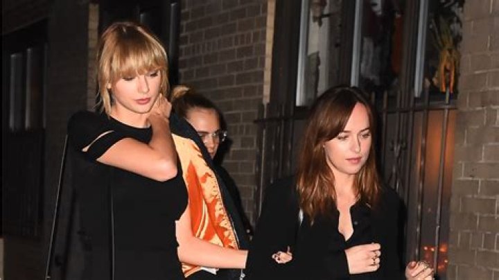 Dakota Johnson Declares Taylor Swift Is ‘Most Powerful Person in America’ in Funny ‘SNL’ Monologue
