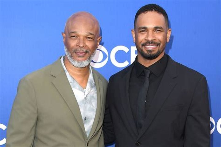 Damon Wayans Celebrity Profile – Hollywood Life