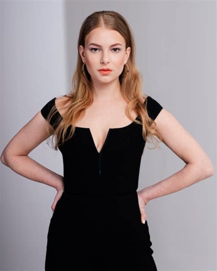 Danielle Lauder — Exclusive Photos