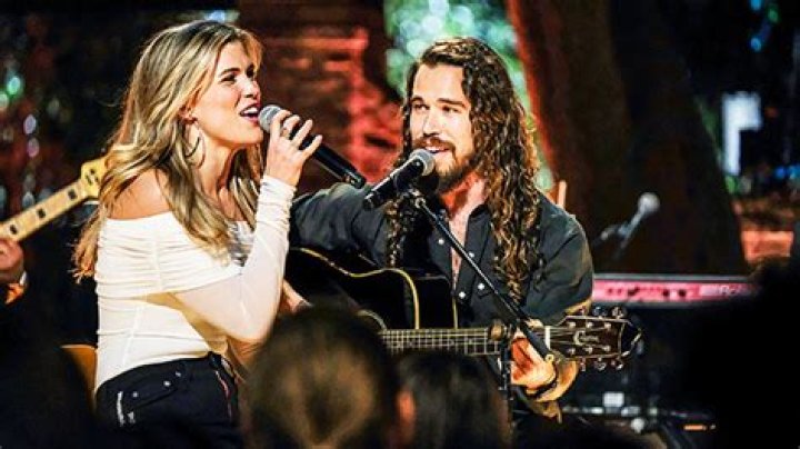 ‘The Bachelor: LTYH’ Recap: Celeb Judges Eliminate 1 Couple With Lack Of A Romantic Connection