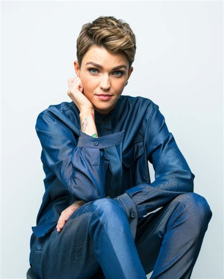 ‘BIP’ Star Demi Burnett Claims Ruby Rose Once DM’ed Her On Instagram – Hollywood Life