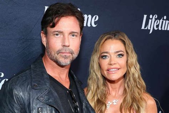 Denise Richards Denies Open Marriage With Husband Aaron Phypers – Hollywood Life