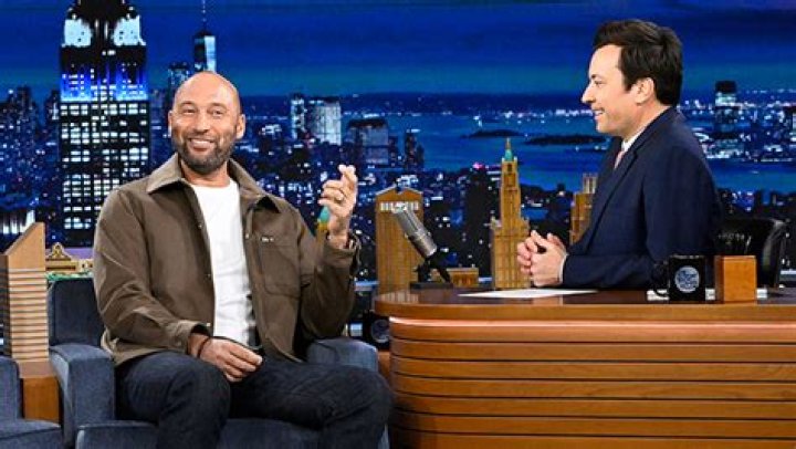 Derek Jeter Confirms Lucky Golden Thong Rumor On ‘Tonight Show’ – Hollywood Life