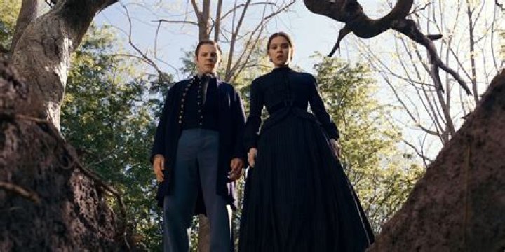 My Life had stood a Loaded Gun – Hollywood Life