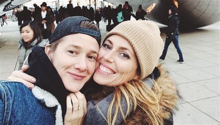 See Her Ring & More Photos – Hollywood Life