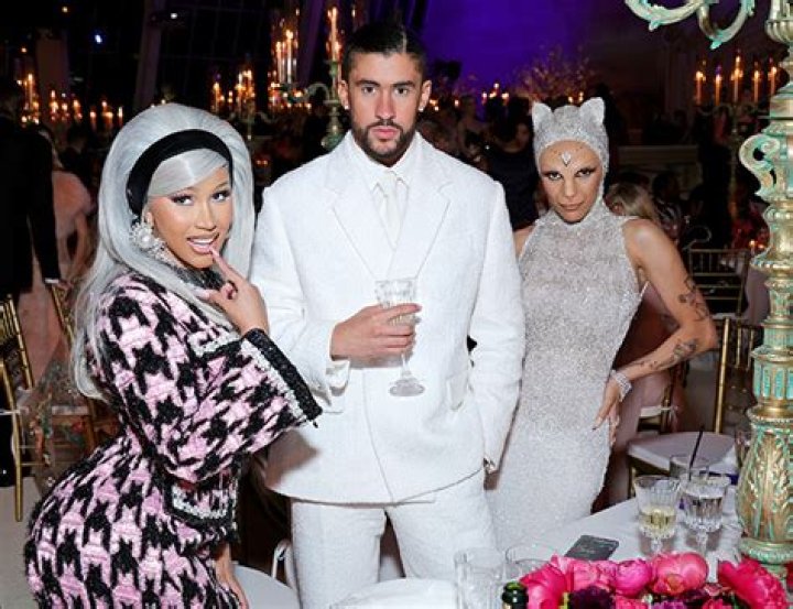 Doja Cat Slams Rumors Claiming She Dissed Cardi B on ‘Scarlet 2’