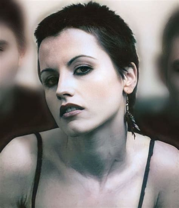 Dolores O’Riordan’s Battle With ‘Dreadful’ Depression Before Death: Suicide Attempt & More