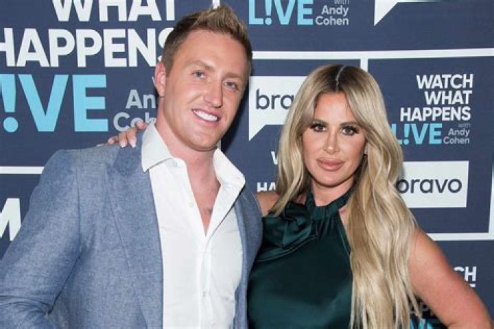 Kim Zolciak & Kroy Biermann’s Sex Life Falters – Recap – Hollywood Life