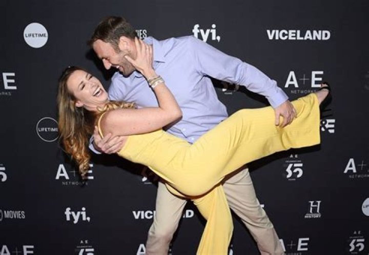 Doug Hehner & Jamie Otis — Pics – Hollywood Life