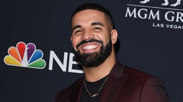 Drake Shows Off The Many Bras He Received From Fans While On Tour: Photo
