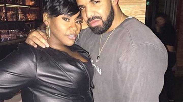 Drake & Kelly Price Dating? Spotted Flirting In Houston – Hollywood Life