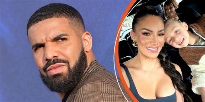 Drake & Sophie Brussaux’s Relationship Status Revealed After New Song – Hollywood Life
