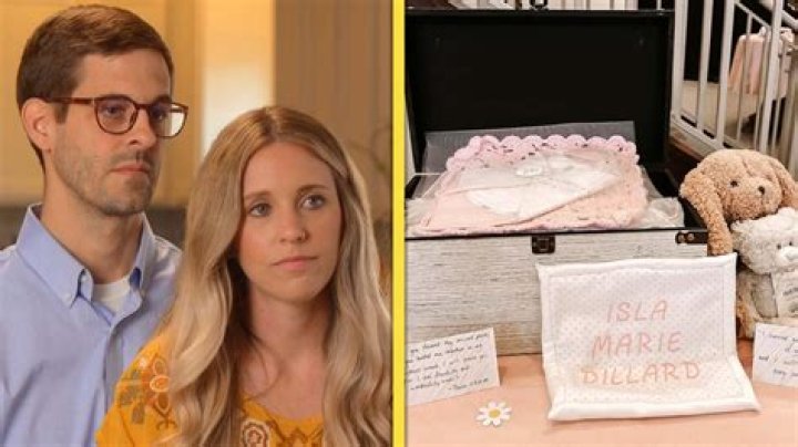 Michelle Duggar Shows Miscarriage Photos At Memorial Service – Hollywood Life