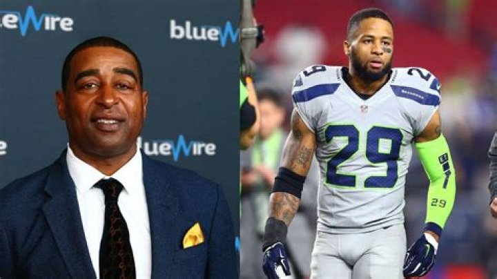 Photos Of The NFL Player – Hollywood Life