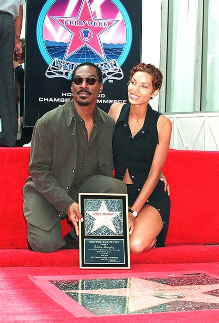 Everything To Know On Nicole Mitchell Murphy – Hollywood Life