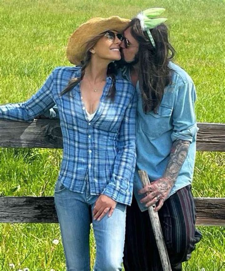 Elizabeth Hurley, 54, Wears A Bed Sheet While Celebrating 1.4 Million Instagram Followers — Pic