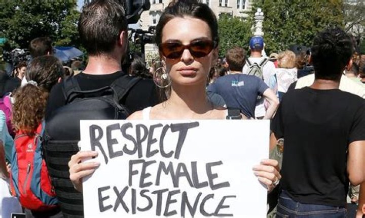Emily Ratajkowski Slams Trolls Who Blasted Her Braless Look At Kavanaugh Protest