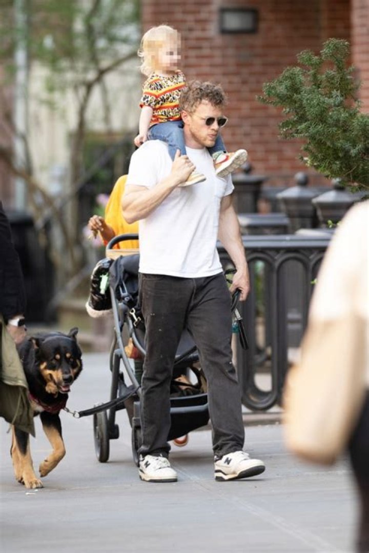 Photos Of The Ex Couple – Hollywood Life