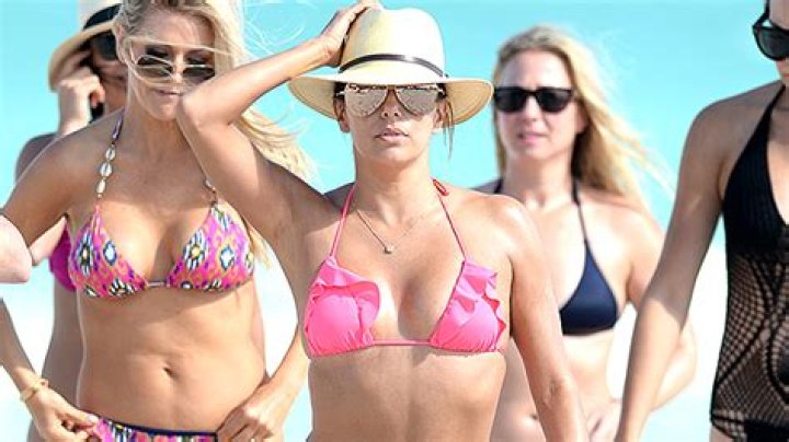 Eva Longoria, 47, Dances Around Her Yacht In Black Bikini As She Continues To Enjoy Family Vacay: Watch