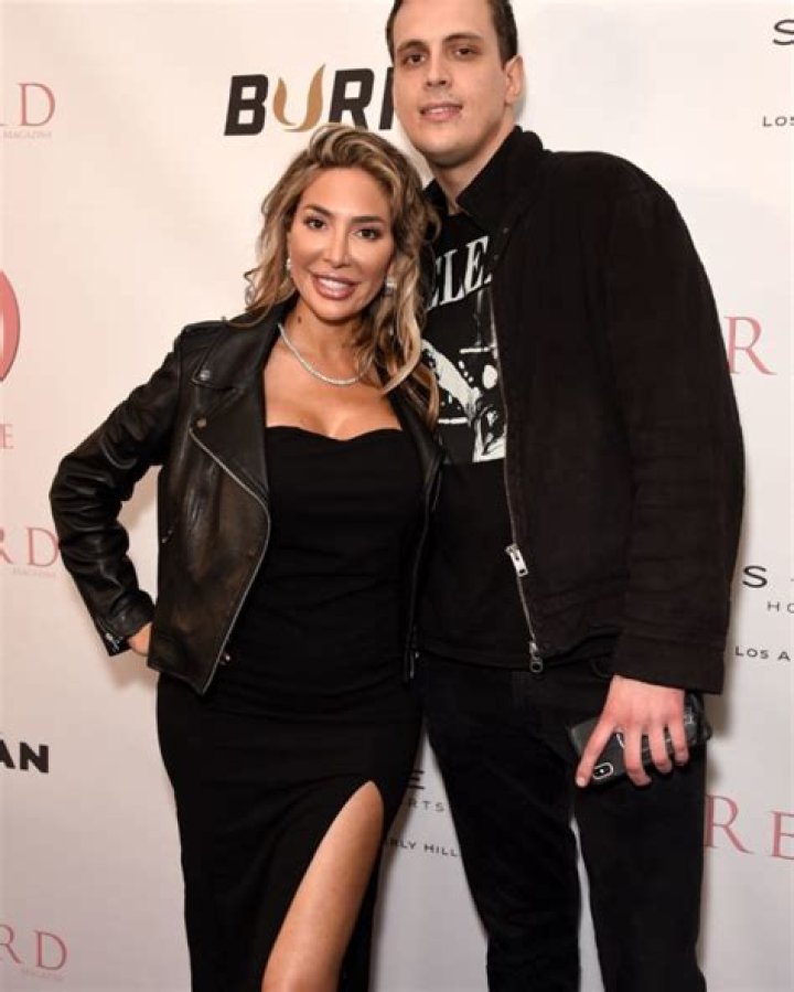 Farrah Abraham Reveals Battle With ‘Debilitating’ Sinusitis Resulting In Puffy Face