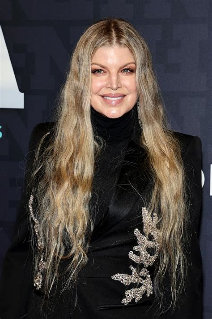 Fergie ‘Hurt’ Over Josh Duhamel & Eiza Gonzalez Kiss In Mexico – Hollywood Life