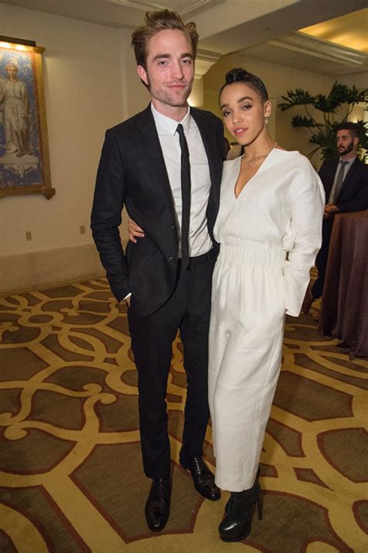 Robert Pattinson & FKA Twigs Wedding On Hold: His Family Unsure She’s Right For Him