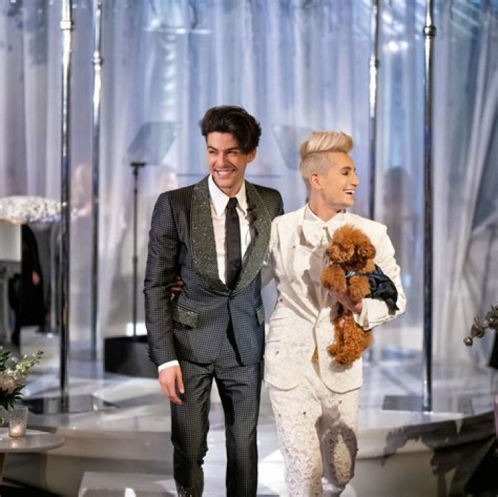 He Weds Hale Leon During ‘Star Wars’ Wedding – Hollywood Life