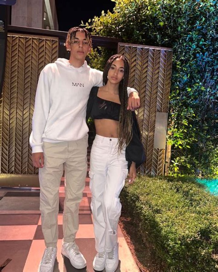 He Fires Back At Romance Buzz – Hollywood Life