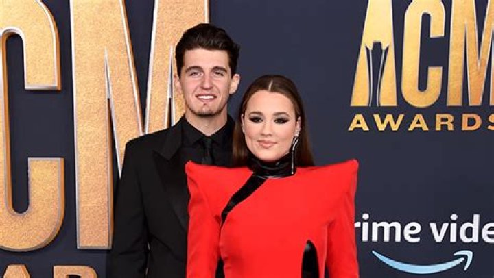 Singer Expecting Third Child With Cade Foehner – Hollywood Life