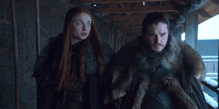 Jon Snow & Sansa Reunite — Season 6 Episode 4 Recap – Hollywood Life