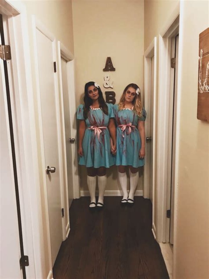 Gia Giudice Wears Doublemint Twin Costume For Halloween: Photos – Hollywood Life