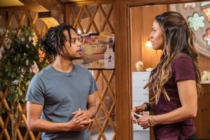 Merle Dandridge On Grace’s Secret Son AJ Bringing Drama – Hollywood Life